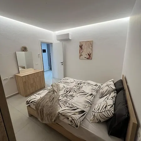 Daire Kokona's House Tiran